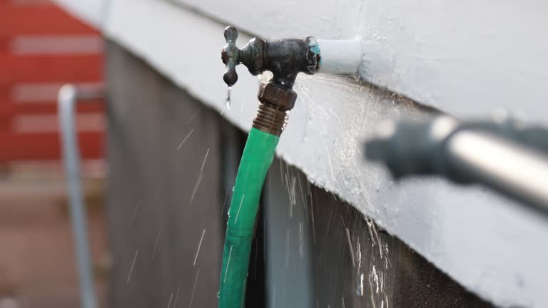 Affordable siding repair and maintenance services in Valley, AL